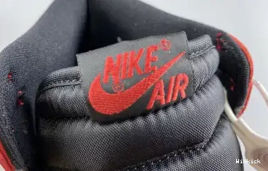 RED - VARSITY 85 BQ4422-600 JORDAN RETRO 1 HIGH 0502